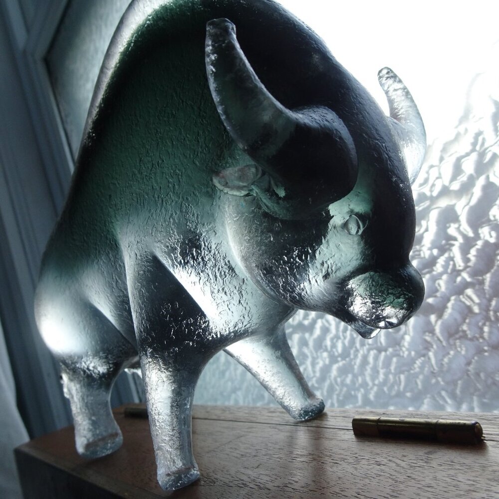 Vintage Hand Blown Glass Bull